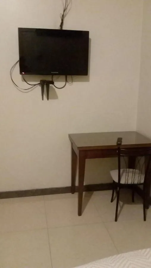 Hostal Cristhian Inn グアヤキル