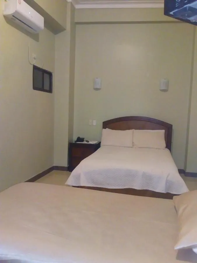 Hostal Cristhian Inn グアヤキル